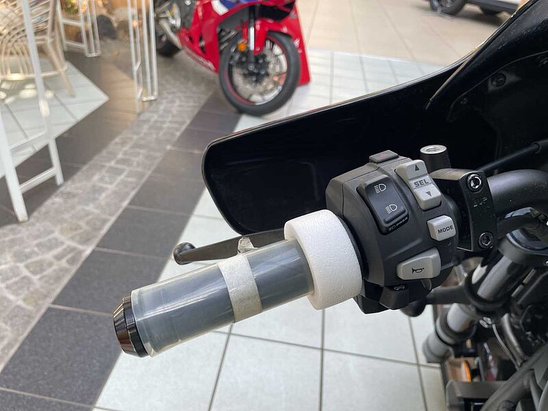 Honda CMX 1100 Rebel Tour