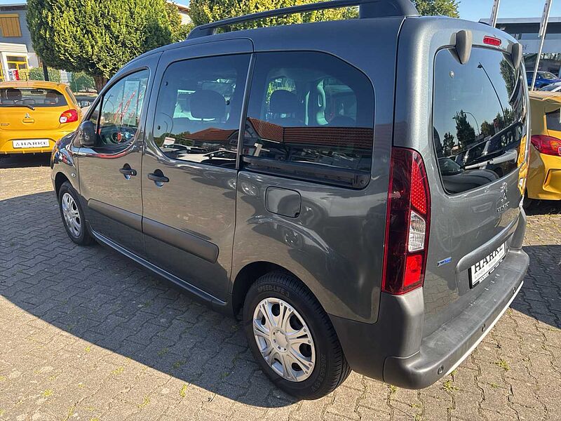 Peugeot Partner Tepee Diesel BlueHDi 120 Stop&Start Outdoor