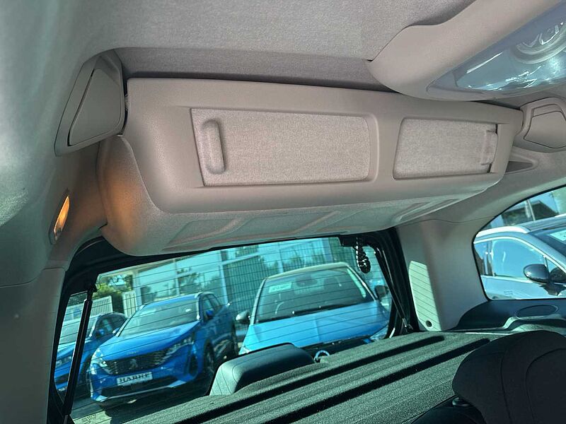 Peugeot Partner Tepee Diesel BlueHDi 120 Stop&Start Outdoor