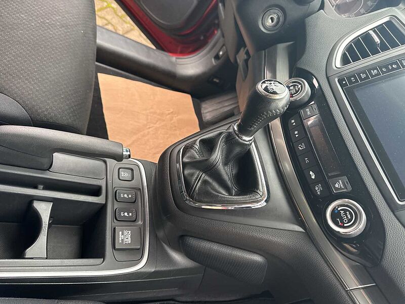 Honda CR-V 2.0i-VTEC 4WD Elegance