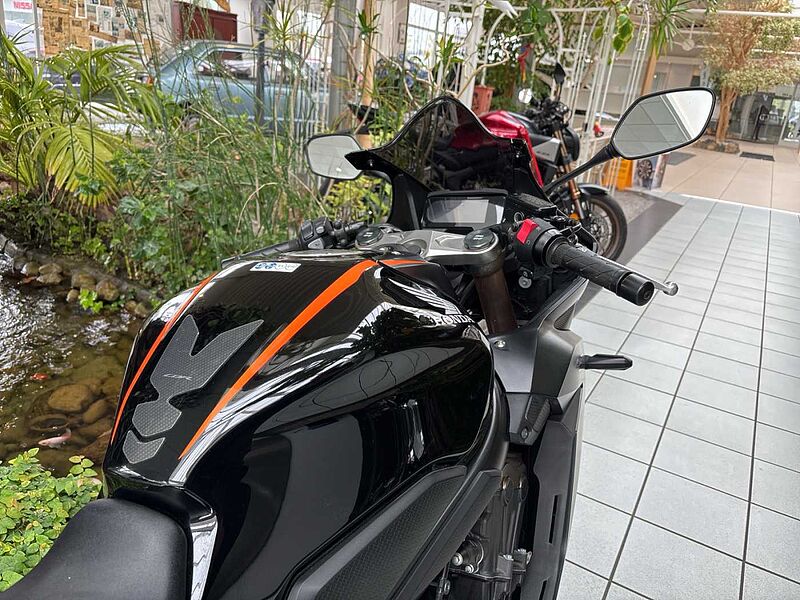 Honda CBR 650R