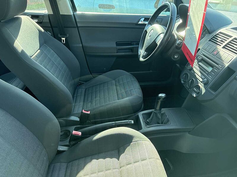 Volkswagen Polo IV  5-T&uuml;rer 1.2 Trendline