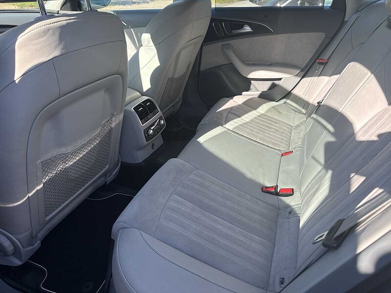 Audi A6 2.8 FSI quattro S tronic