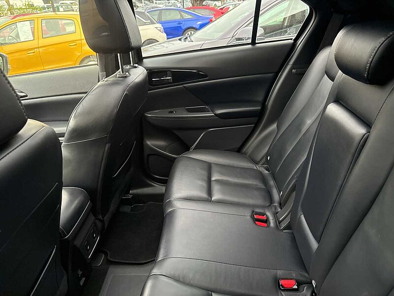 Mitsubishi Eclipse Cross Plug-In Hybrid 4WD Top