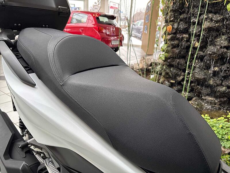 Honda Forza 125 2025 6 Jahre Garantie