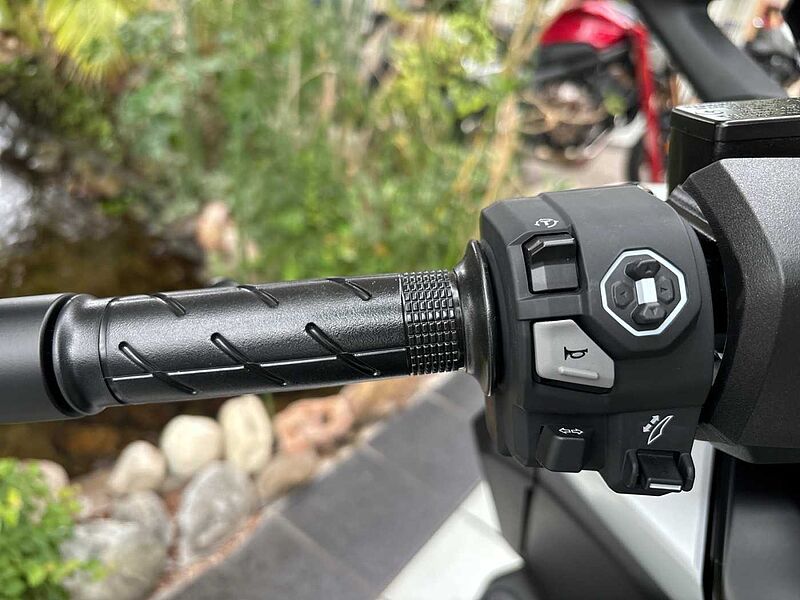 Honda Forza 125 2025 6 Jahre Garantie