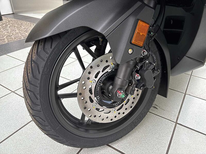 Honda Forza 125 2025 6 Jahre Garantie